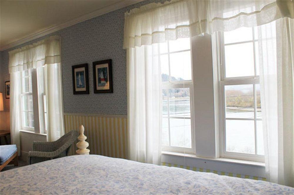 The Historic Requa Inn Klamath Ngoại thất bức ảnh