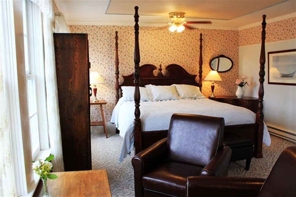 The Historic Requa Inn Klamath Ngoại thất bức ảnh