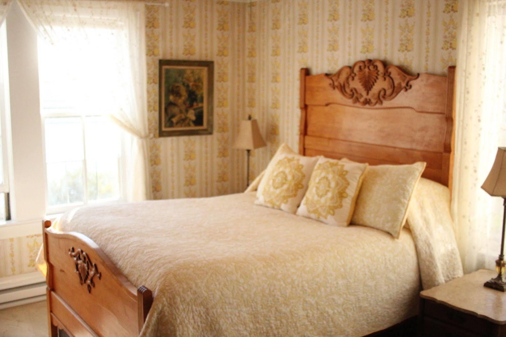 The Historic Requa Inn Klamath Ngoại thất bức ảnh